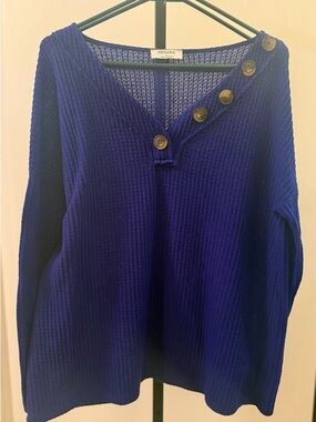 Zenana Outfitters Women's Ribbed V-Neck Top with Button Placket - Deep Blue